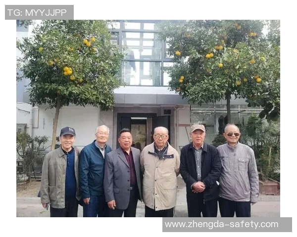 美国足球明星在职场新挑战中展现多才多艺的打工经历与人生启示