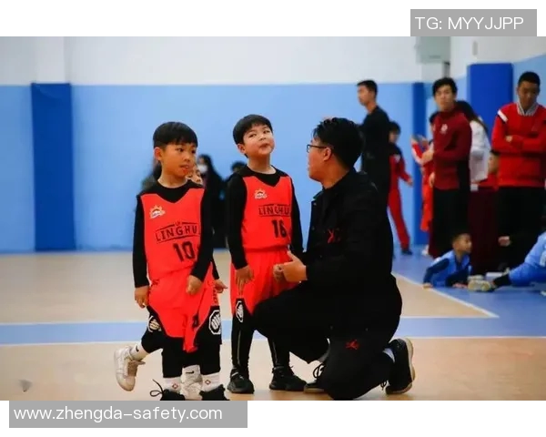 专访刘敏:探寻篮球背后的成功秘诀与成长故事 专访刘敏:探寻篮球背后的成功秘诀与成长故事